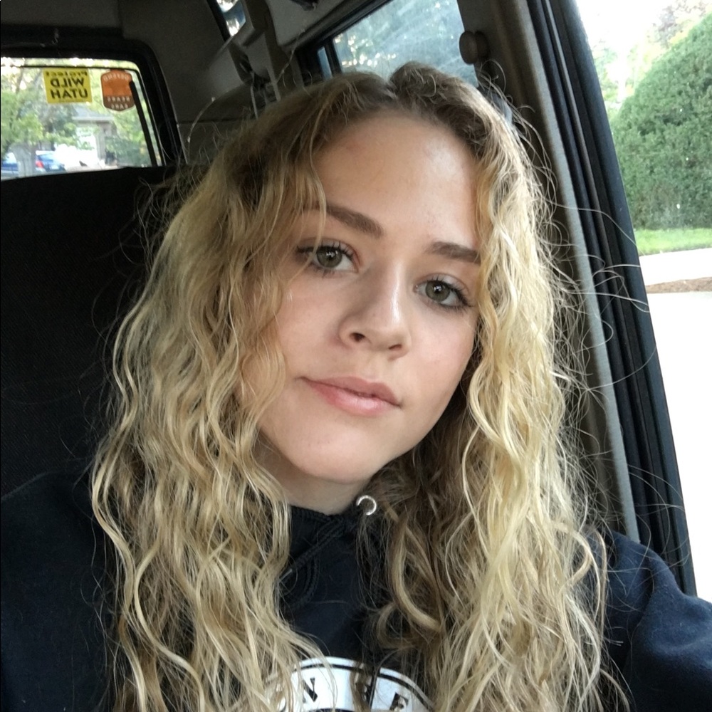 Meet your Posher, Hailey